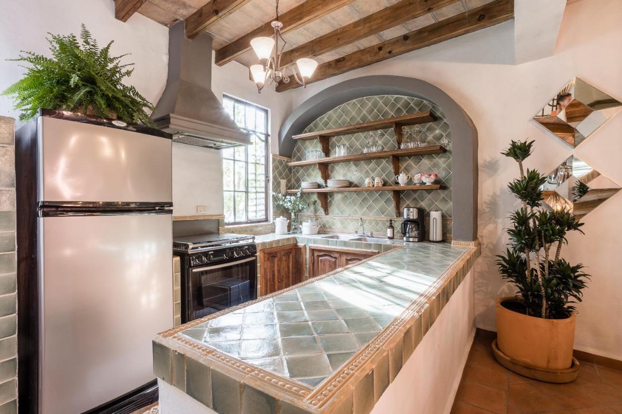 3Br Garden Home With Rooftop & Garage In Centro San Miguel De Allende Exteriör bild
